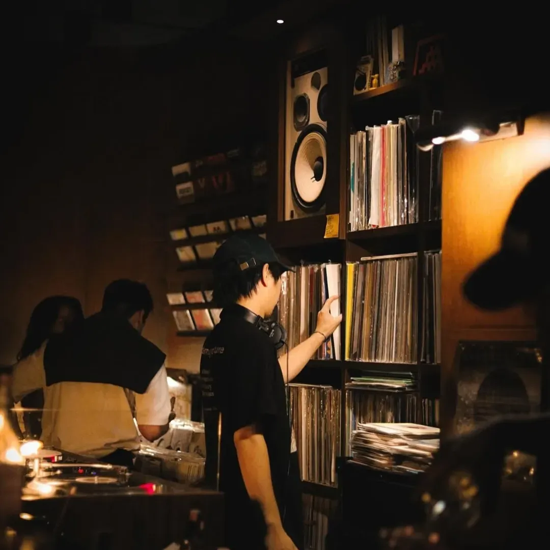 Venue cover image 2