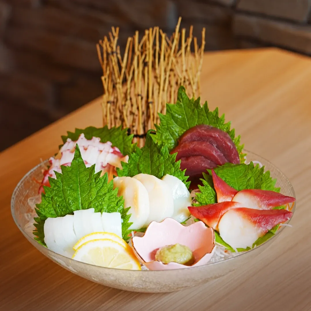 Gold Eye Dining & Bar photo 6