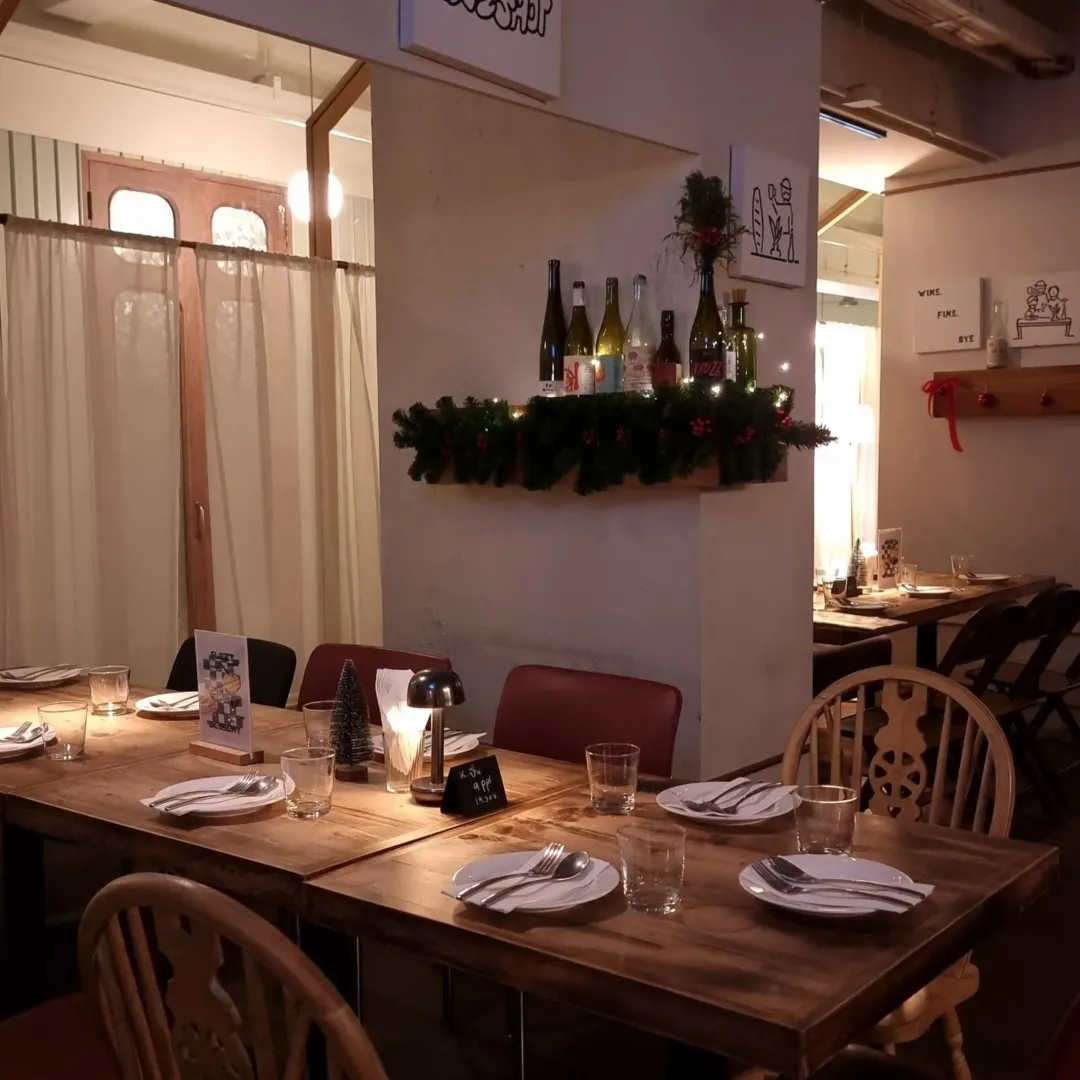 Venue cover image 4
