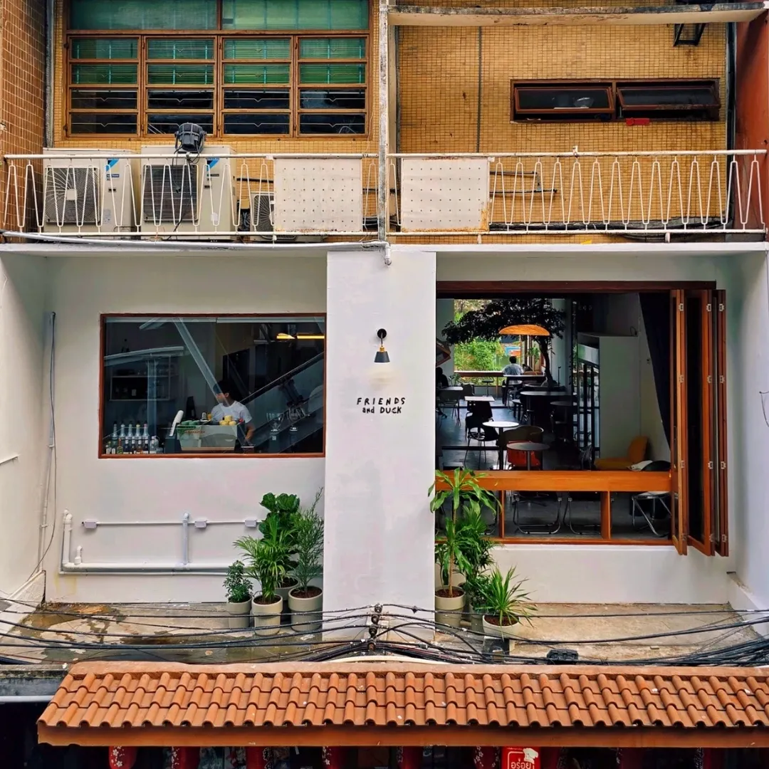 ภาพหน้าปกสถานที่ 4
