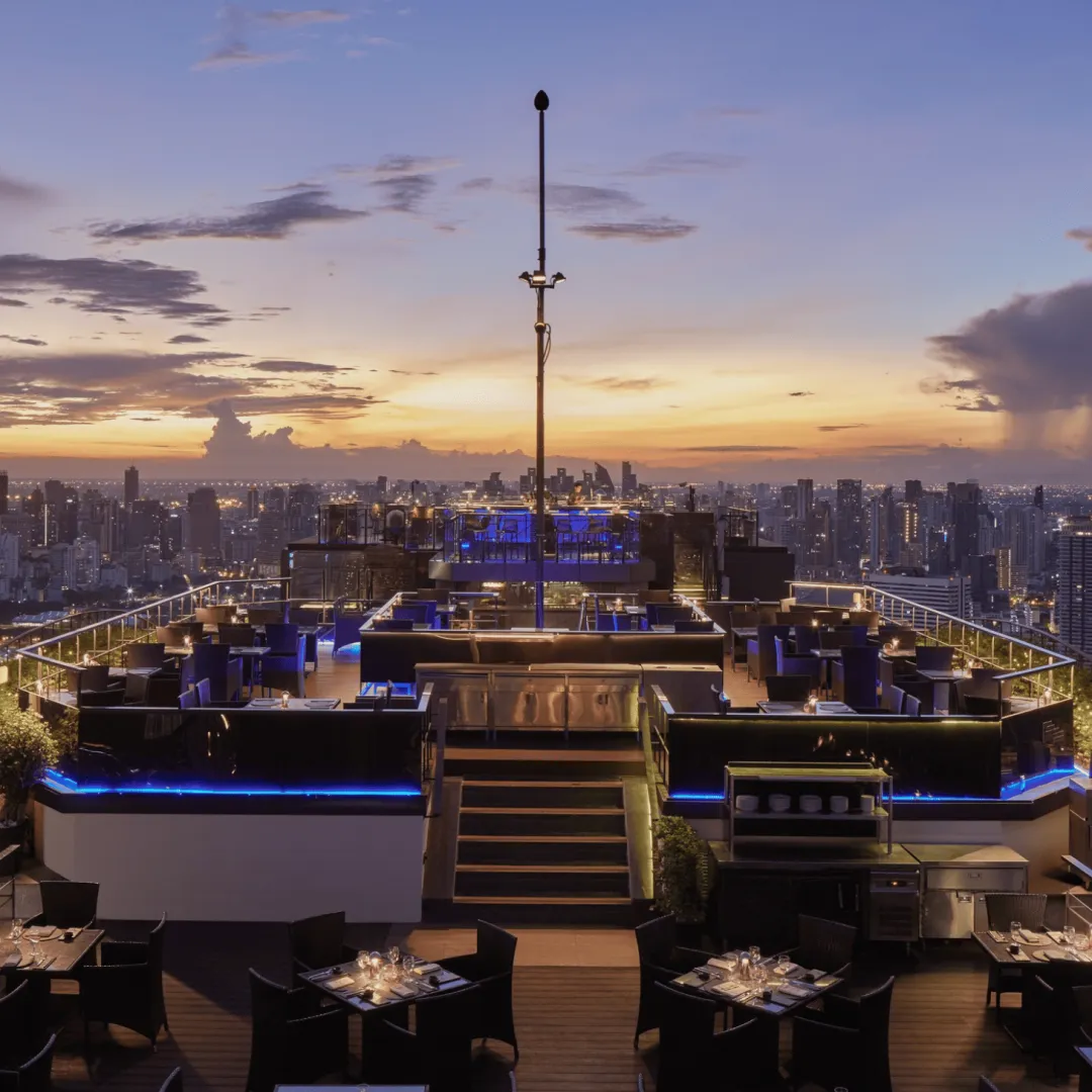 ภาพ Moon Bar 2