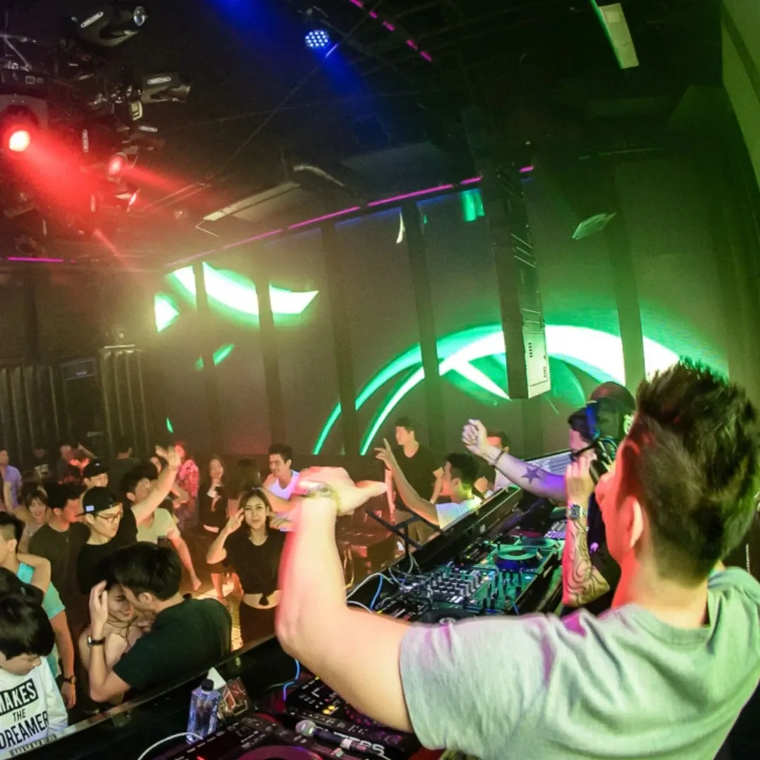 Venue cover image 6