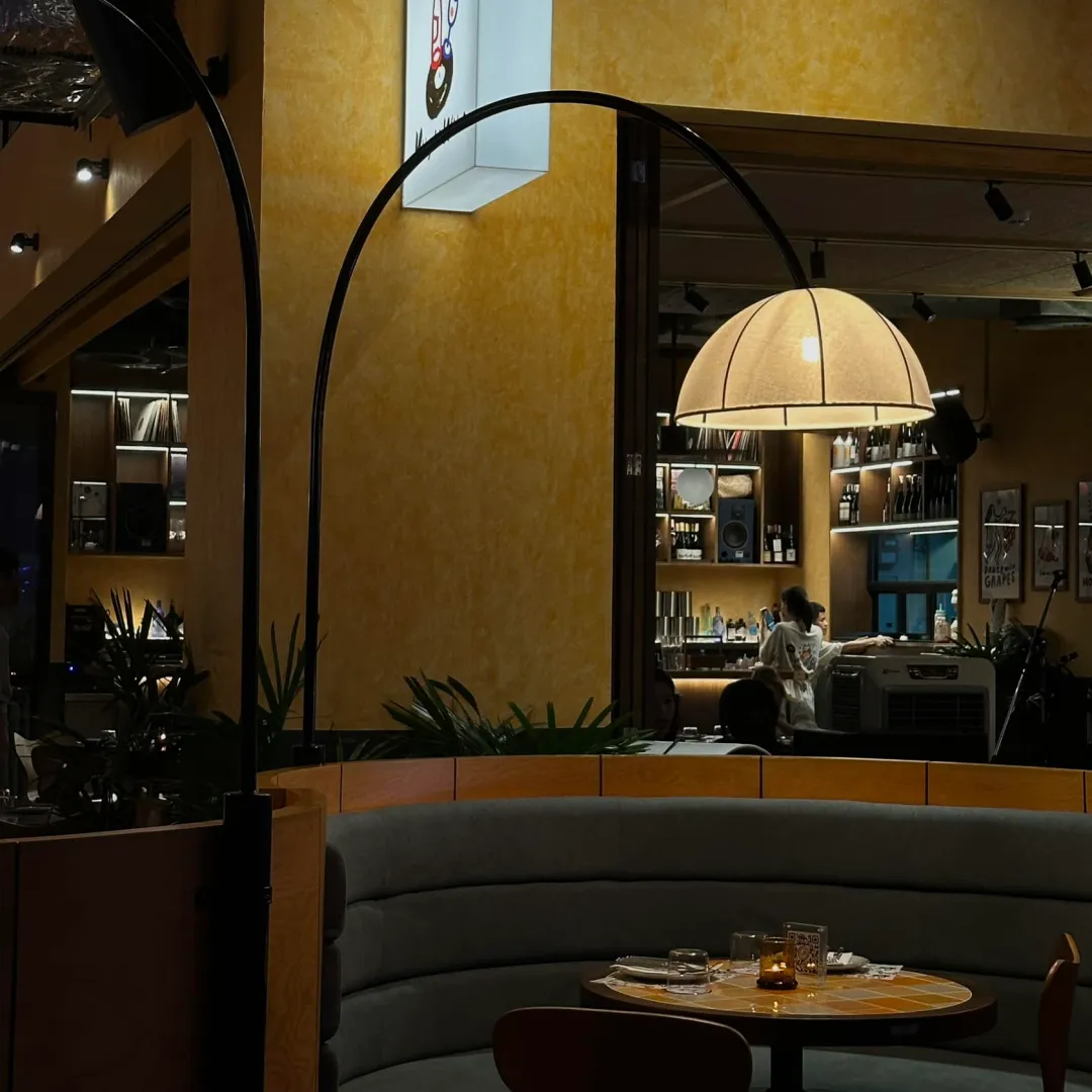 Venue cover image 4
