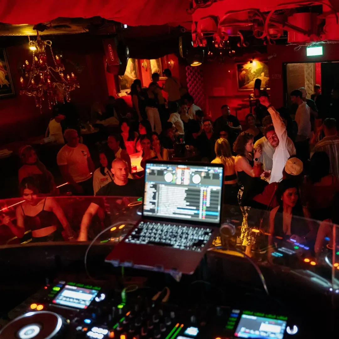 Venue cover image 3