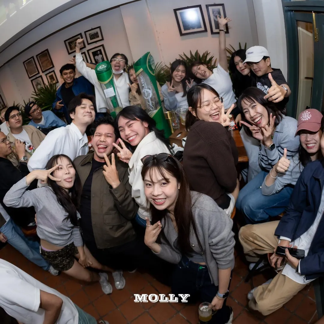 Molly Bar photo 12